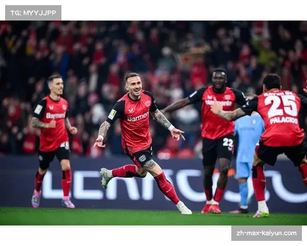 勒沃库森希克四分钟内梅开二度助球队客场2-0完胜